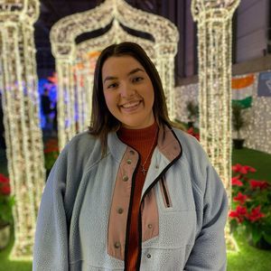 Meet your Posher, Danielle